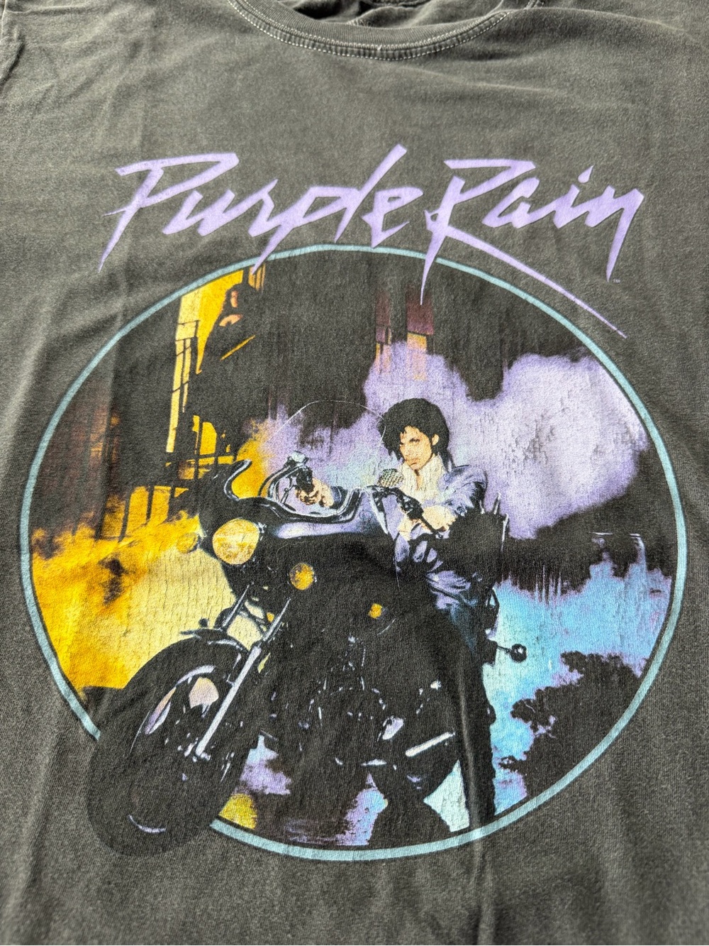 Graphic Band T-Shirt Bundle Set of 2 Gray Short-Sleeve Women’s S/M Prince - Picture 10 of 15